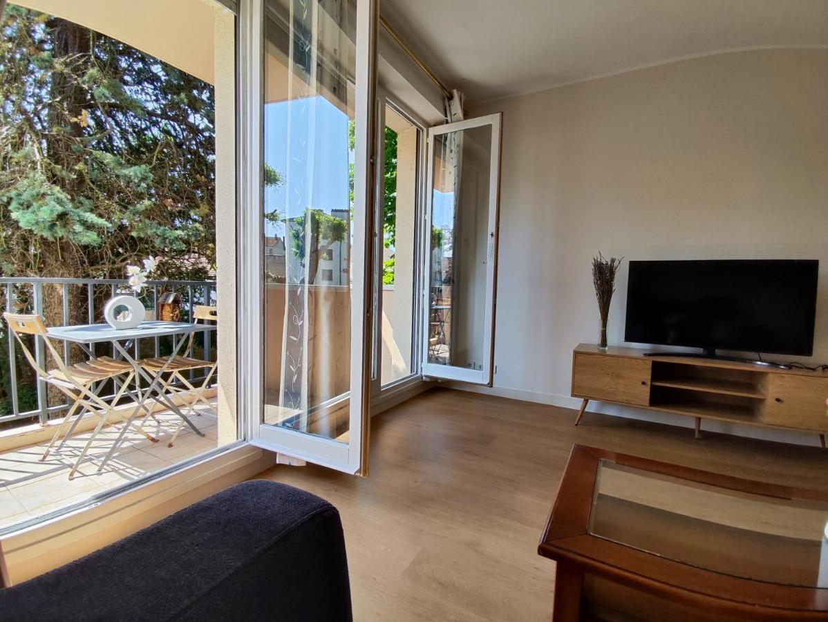 Tres Belle Appartement Lumineuse Spacieux Chantilly Exterior foto